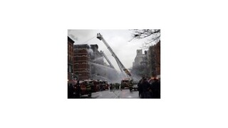 V New Yorku sa po požiari zrútila budova, s ohňom bojovalo 250 hasičov